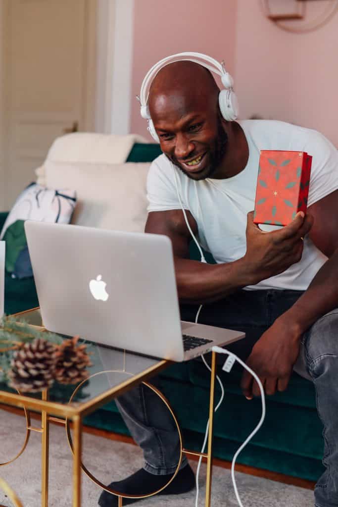 Father's Day Gifts for the tech dad
